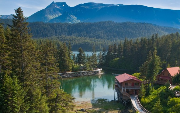 Tutka Bay Lodge