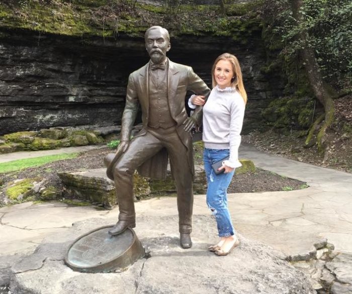 Travel Tuesday with Taylor to Nashville, Tennessee 7 “I’ll take a Jack on The Rocks please!”