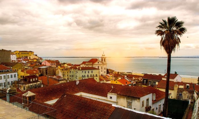 Travel Tuesday with Taylor to Lisbon, Portugal 10