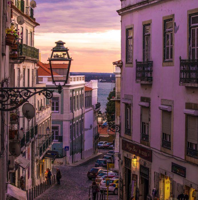 Travel Tuesday with Taylor to Lisbon, Portugal 7